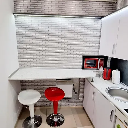 Mitskevycha Square 5 Apartment Lviv