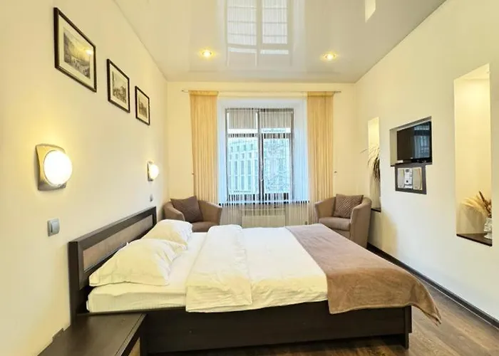 Lejlighed Mitskevycha Square 5 *